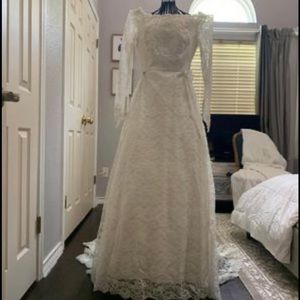 Antique Weeding Dress